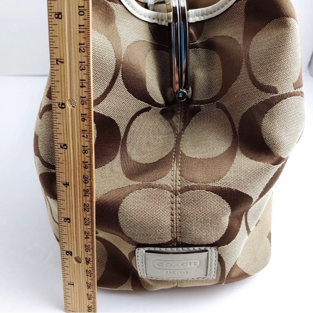 Coach Signature Canvas Kisslock Handbag – EUC - Picture 13 of 13